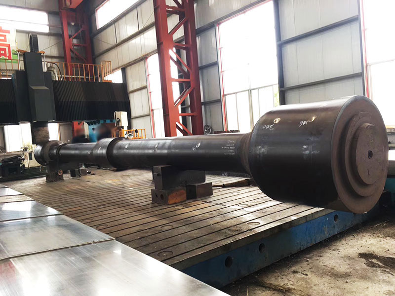 大型鍛件內部變形的過程